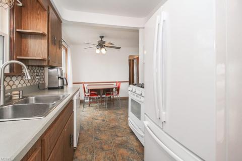 29664 Robert St, Wickliffe, OH 44092 photo 19