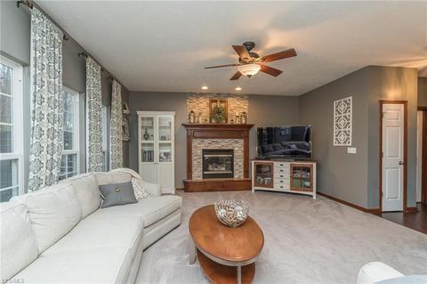 1670 Pine Dr, Avon, OH 44011 photo 9