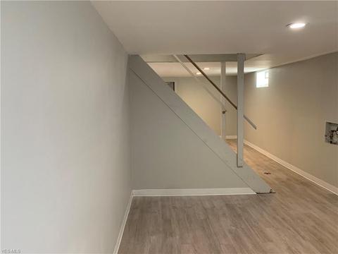 865 Independence Ave, Akron, OH 44310 photo 16