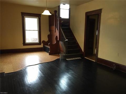 301 Arlington Ave NW, Canton, OH 44708 photo 11