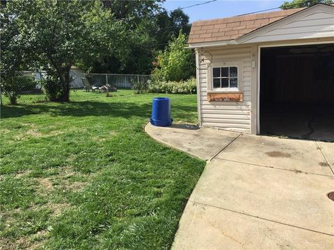 854 E 230th, Euclid, OH 44123 photo 11