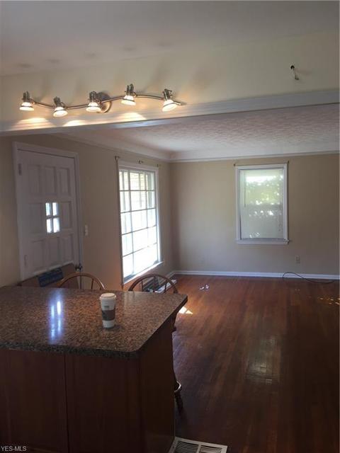 854 E 230th, Euclid, OH 44123 photo 2