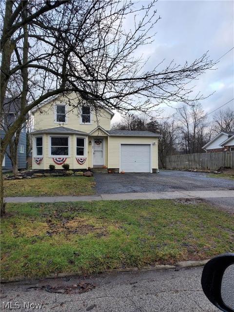 40 Beech St, Berea, OH 44017 photo 1