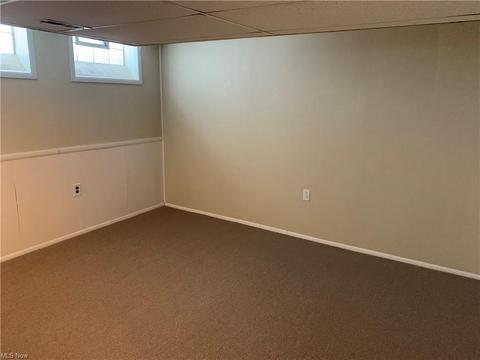 2829 Commonwealth Dr, Parma, OH 44134 photo 2