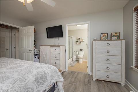 1402 Edgewood Dr, Dover, OH 44622 photo 11