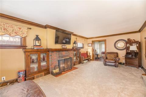 7101 Charles, Parma, OH 44129 photo 7