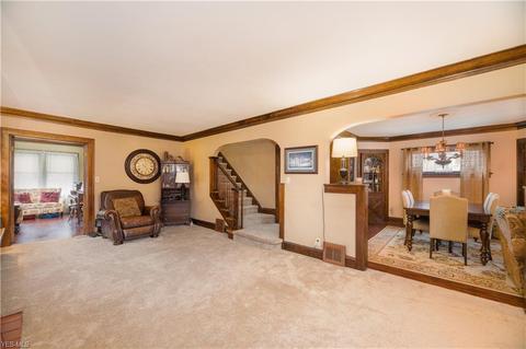 7101 Charles, Parma, OH 44129 photo 8