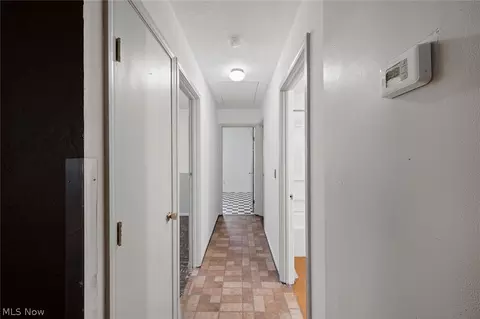 620 Boston Ave, Elyria, OH 44035 photo 8
