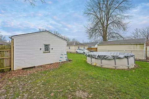 620 Boston Ave, Elyria, OH 44035 photo 22