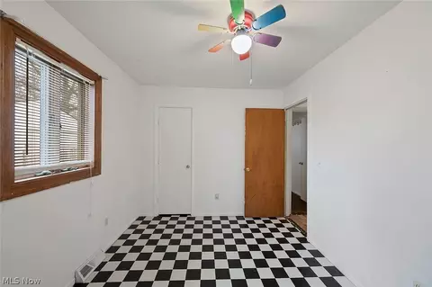 620 Boston Ave, Elyria, OH 44035 photo 11