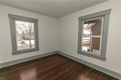 1965 E 31st St, Lorain, OH 44055 photo 14