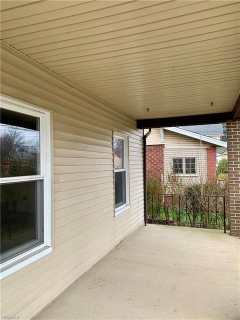 2430 9th St NW, Canton, OH 44708 photo 2