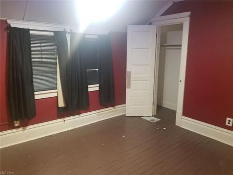 113 Vesper St, Akron, OH 44310 photo 12