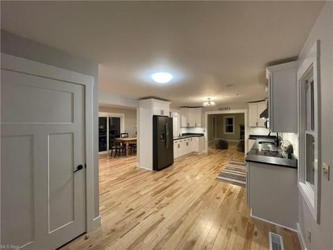 6467 Ireland Rd, Windsor, OH 44099 photo 3