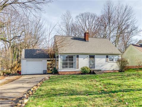 2700 Midvale Rd NW, Canton, OH 44708 photo 1