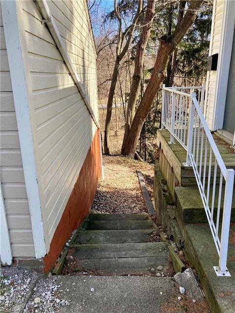 41 Prospect St, Berea, OH 44017 photo 4