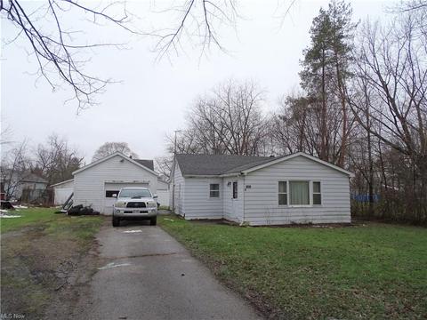 3801 Fargo Dr, Ashtabula, OH 44004 photo 1