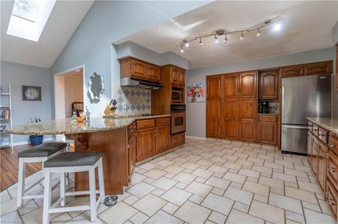 2759 Coventry Ln NW, Canton, OH 44708 photo 8