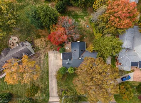 2759 Coventry Ln NW, Canton, OH 44708 photo 2