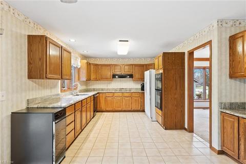 6290 Cloverly Dr, Solon, OH 44139 photo 11