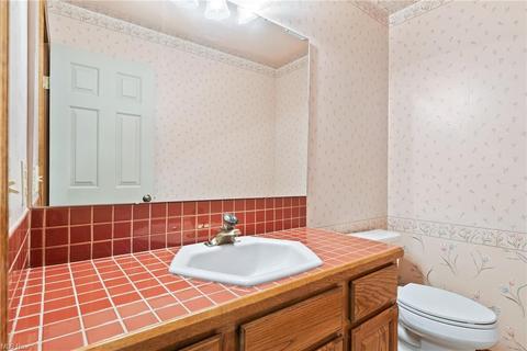 6290 Cloverly Dr, Solon, OH 44139 photo 17