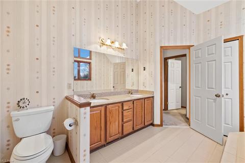 6290 Cloverly Dr, Solon, OH 44139 photo 22