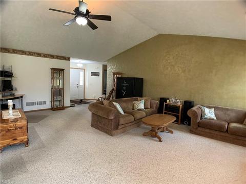 9629 Nichols Rd, Freedom, OH 44288 photo 13