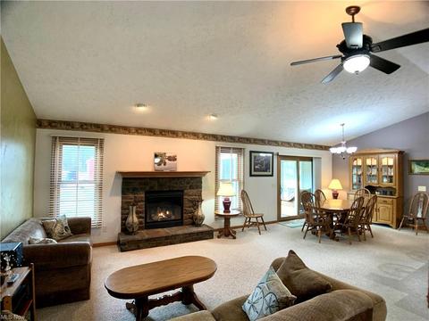 9629 Nichols Rd, Freedom, OH 44288 photo 12