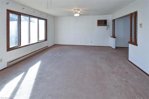 150 Potomac Dr, Elyria, OH 44035 photo 8