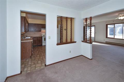 150 Potomac Dr, Elyria, OH 44035 photo 11