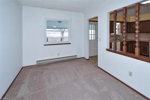 150 Potomac Dr, Elyria, OH 44035 photo 12
