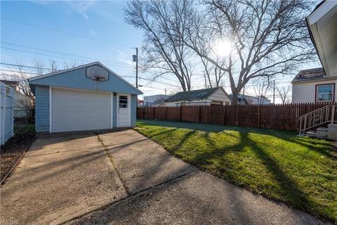223 Olive St, Elyria, OH 44035 photo 29