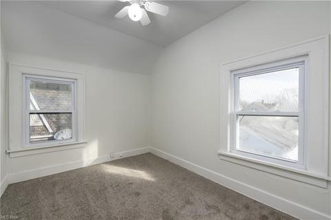 223 Olive St, Elyria, OH 44035 photo 15