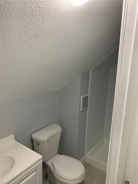 795 E 232nd St, Euclid, OH 44123 photo 16