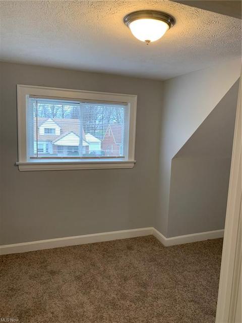 795 E 232nd St, Euclid, OH 44123 photo 4