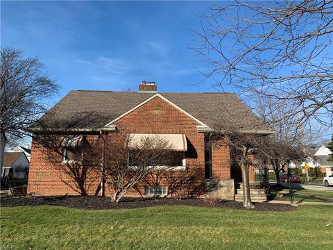 5790 Eldon Dr, Parma, OH 44130 photo 1