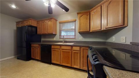 5790 Eldon Dr, Parma, OH 44130 photo 6