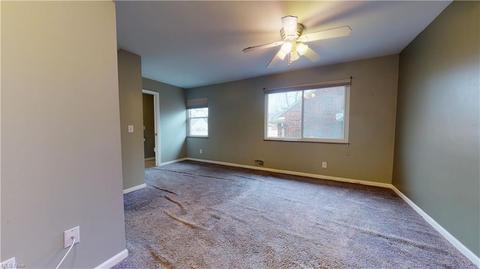 5790 Eldon Dr, Parma, OH 44130 photo 12