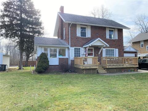 2012 Lorena Ave, Akron, OH 44313 photo 1