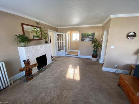 2012 Lorena Ave, Akron, OH 44313 photo 2