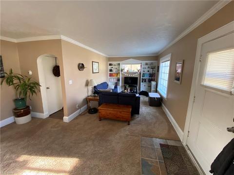2012 Lorena Ave, Akron, OH 44313 photo 5