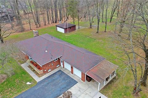 8446 State St, Kinsman, OH 44428 photo 2