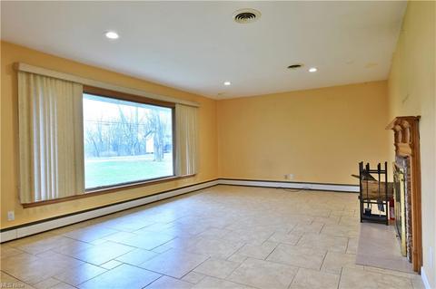 8446 State St, Kinsman, OH 44428 photo 7