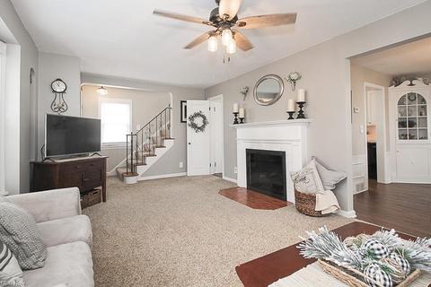 84 E 207th St, Euclid, OH 44123 photo 6