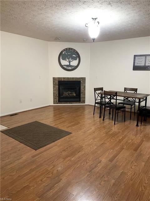 5056 Spalding Ct, Lorain, OH 44053 photo 4