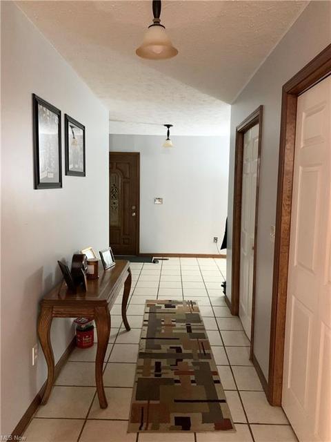5056 Spalding Ct, Lorain, OH 44053 photo 3