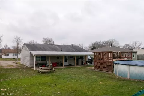 9893 Short Dr, Windham, OH 44288 photo 6