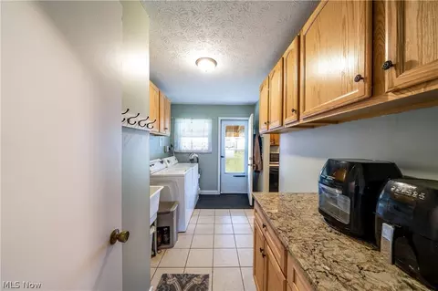 9893 Short Dr, Windham, OH 44288 photo 30
