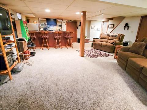 6920 Eastham Cir NW, Canton, OH 44708 photo 17