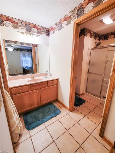 6920 Eastham Cir NW, Canton, OH 44708 photo 13